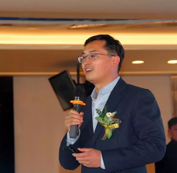 1487233195245711.png 陸新華.png