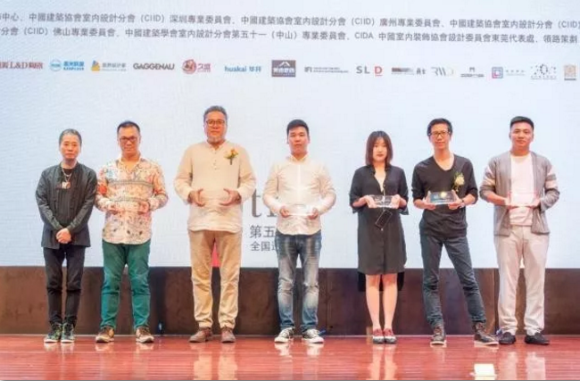 1509074996987708.png blob.png